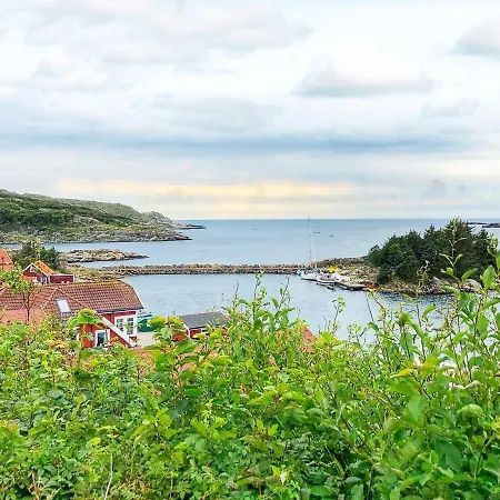 5 Person In Lyngdal * Korshamn (Vest-Agder)