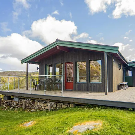 5 Person In Lyngdal-by Traum Korshamn (Vest-Agder)