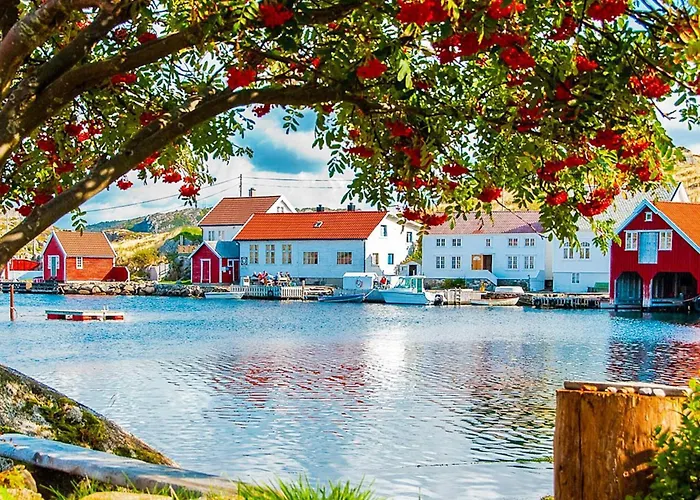 5 Person In Lyngdal-by Traum *