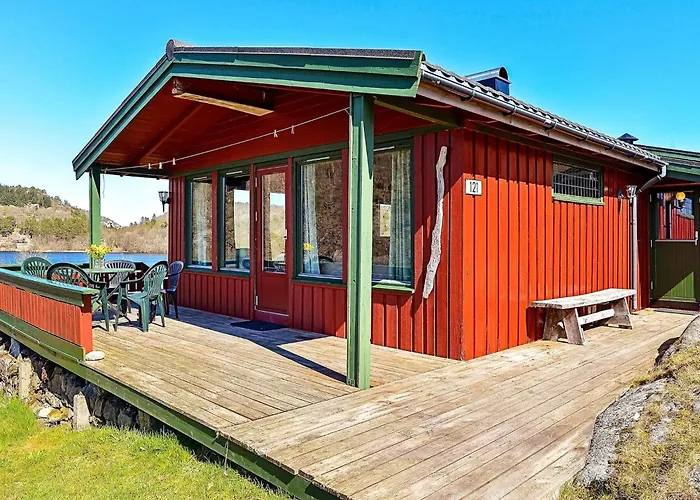 5 Person In Lyngdal-by Traum 度假居 *
