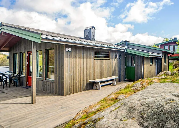 Semesterbostad 5 Person In Lyngdal-by Traum Korshamn (Vest-Agder)