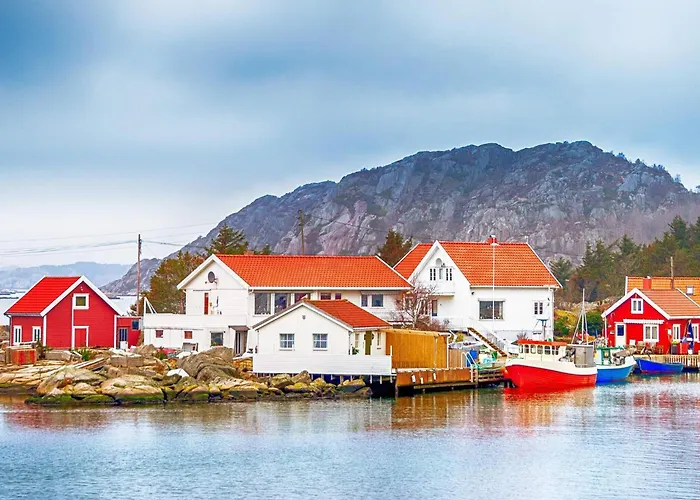5 Person In Lyngdal-by Traum *