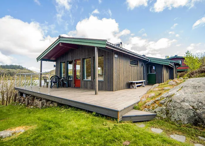 5 Person In Lyngdal-by Traum Semesterbostad