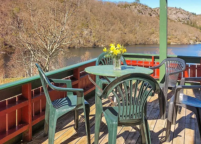 5 Person In Lyngdal-by Traum Semesterbostad *
